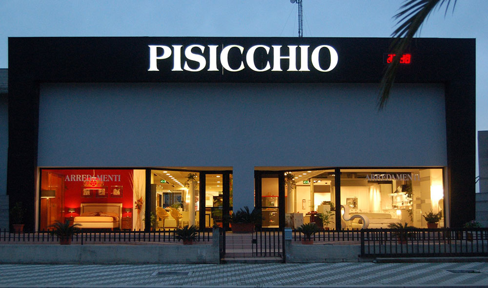 Negozio showroom Pisicchio Arredamenti Lavello