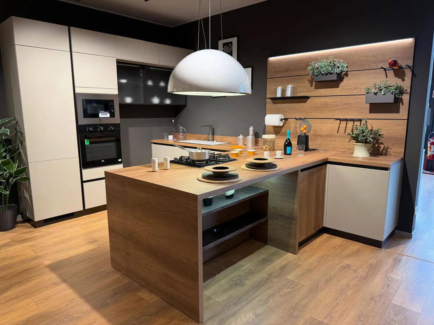 Outlet arredamento Pisicchio